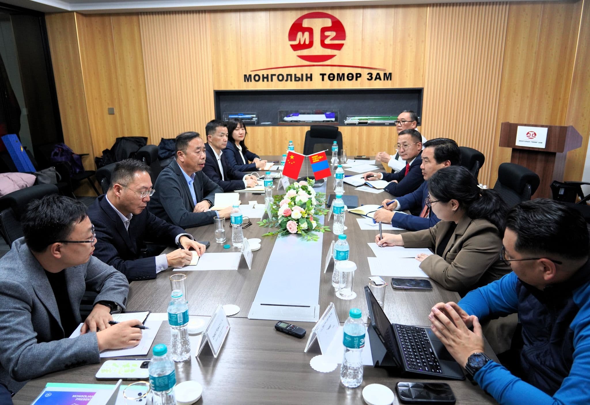 DISCUSSIONS HELD ON ESTABLISHING A RAILWAY TERMINAL